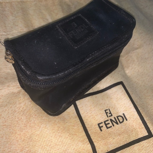 Authentic Fendi vintage pouch w/ dust bag - Picture 2 of 13